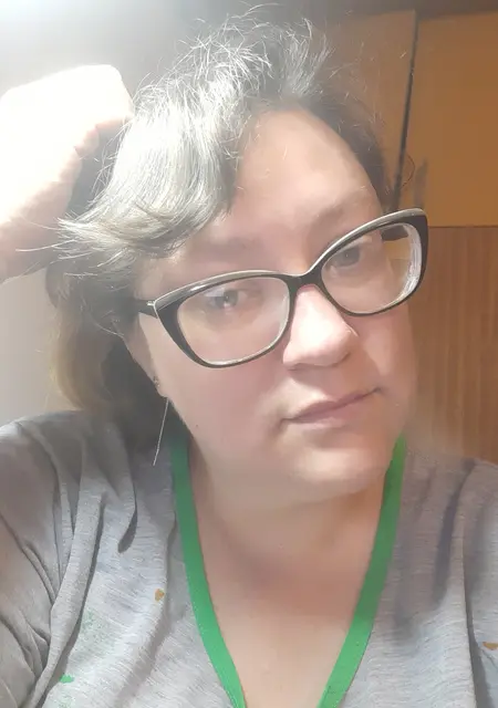 Я Евгения, 34, из Ярового, ищу знакомства без обязательств