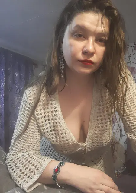 Я Вика, 29, из Орла, ищу знакомство для приятного времяпровождения