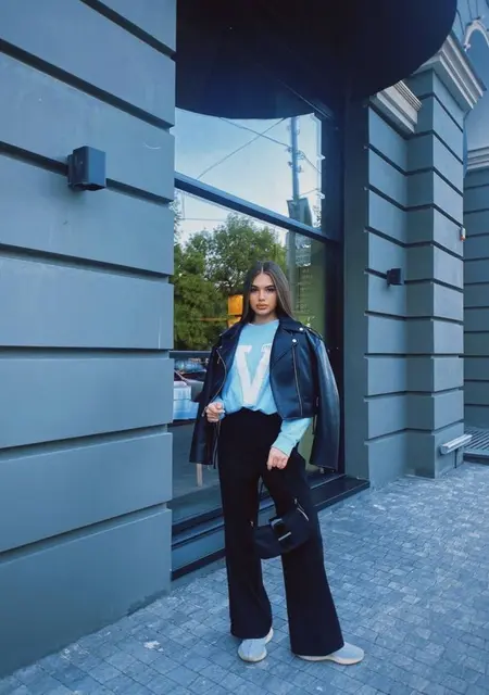 Я Мари, 22, из Тамбова, ищу знакомство для совместных путешествий