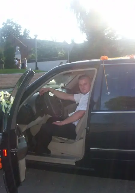 Дима из Пионерского, мне 42, познакомлюсь на одну ночь