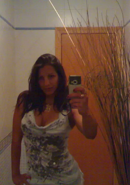 Белла из Охи, мне 23, познакомлюсь для общения