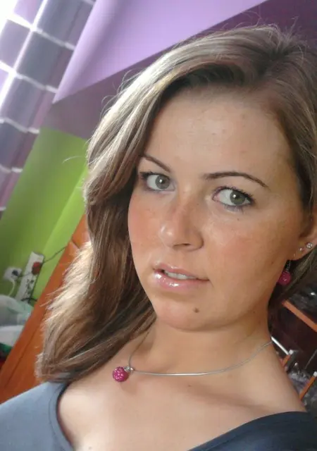 Регина из Вязьмы, ищу на сайте постоянные отношения