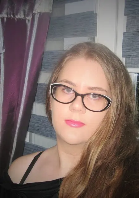 Наталья из Нолинска, мне 18, познакомлюсь на одну ночь