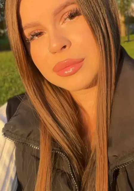 Арина из Самары, мне 21, познакомлюсь для общения