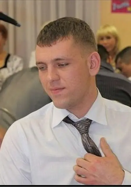 Я Алексанр, 43, знакомлюсь без обязательств в Заинске