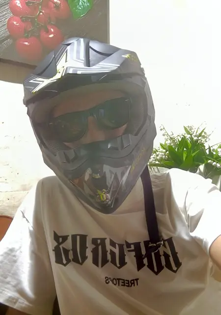 Сеня из Ленинградской, ищу на сайте знакомства на одну ночь