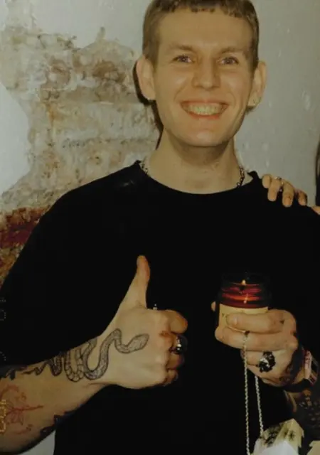 Я Илья, 30, из Череповца, ищу знакомства без обязательств