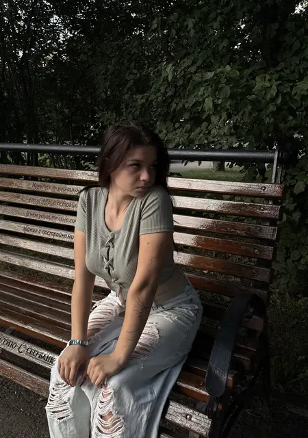 Ксюша из Иркутска, мне 25, познакомлюсь для вирта