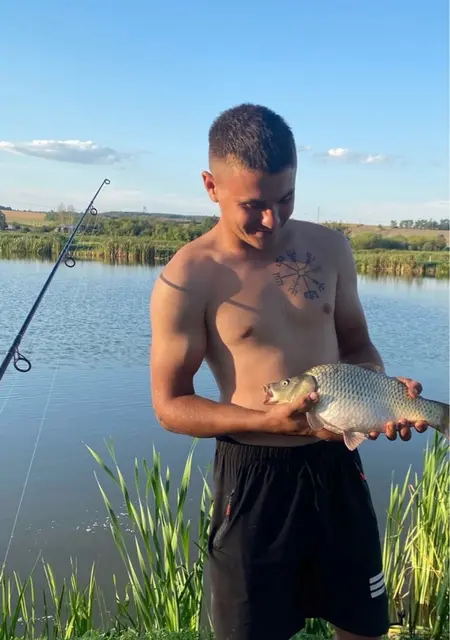 Vaz из Чернянки, ищу на сайте знакомства на одну ночь